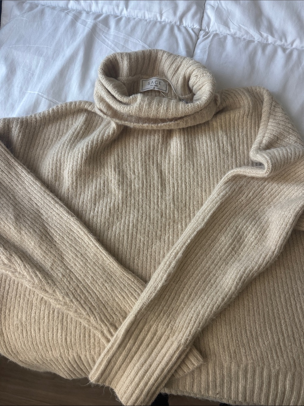SAGE Women's Cream Ribbed Turtleneck Sweater S NWOT